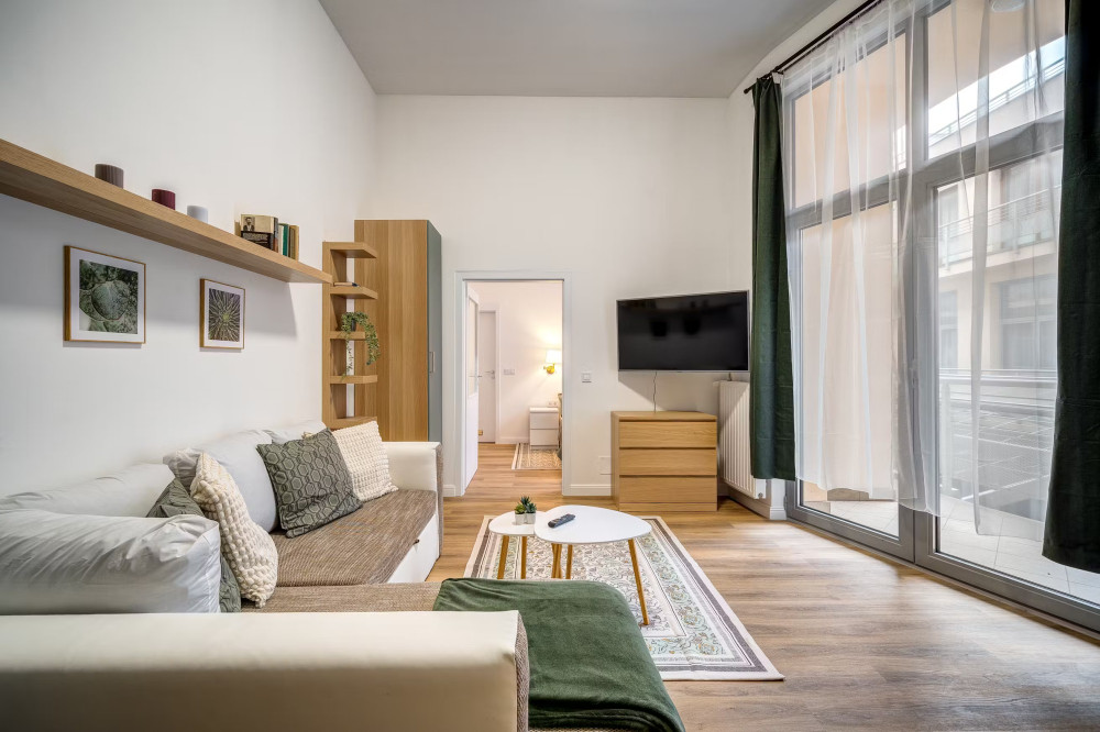 Quiet home in the vibrant town preview