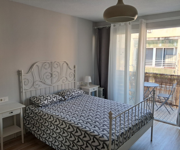 Sant Ferran Room - Very spacious, private balcony