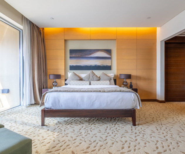 Luxury Living Apartment With City Views