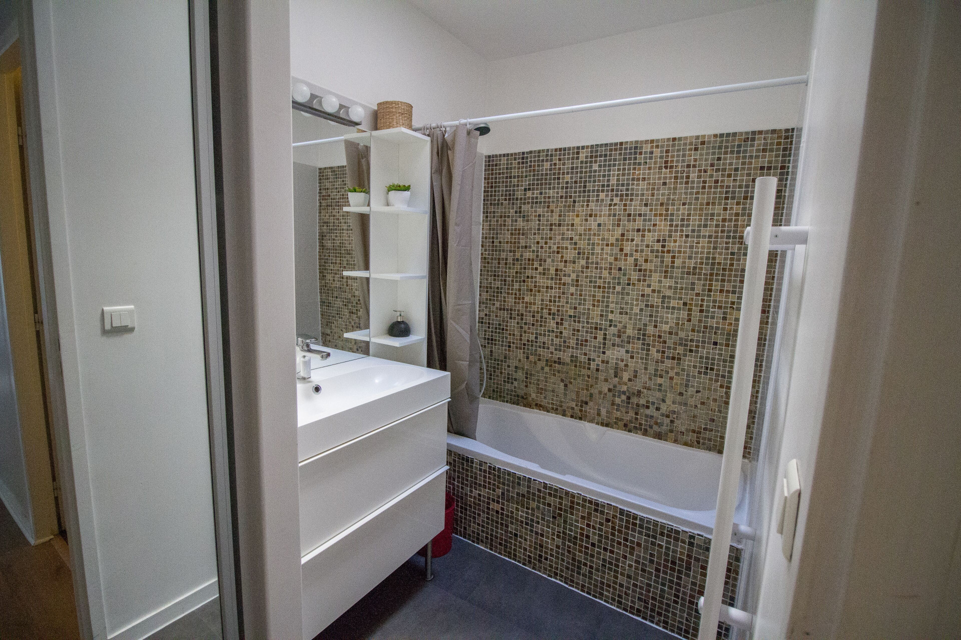 Upper Level Bathroom