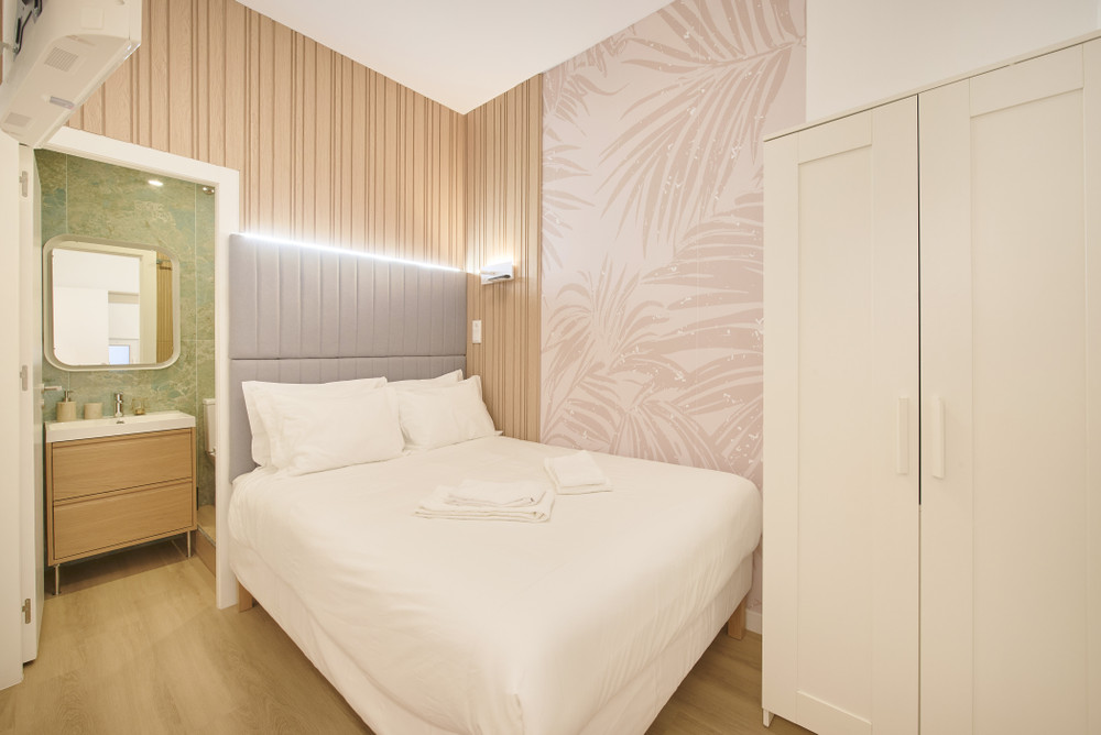 New Charming Room With Private Toilet in Center preview