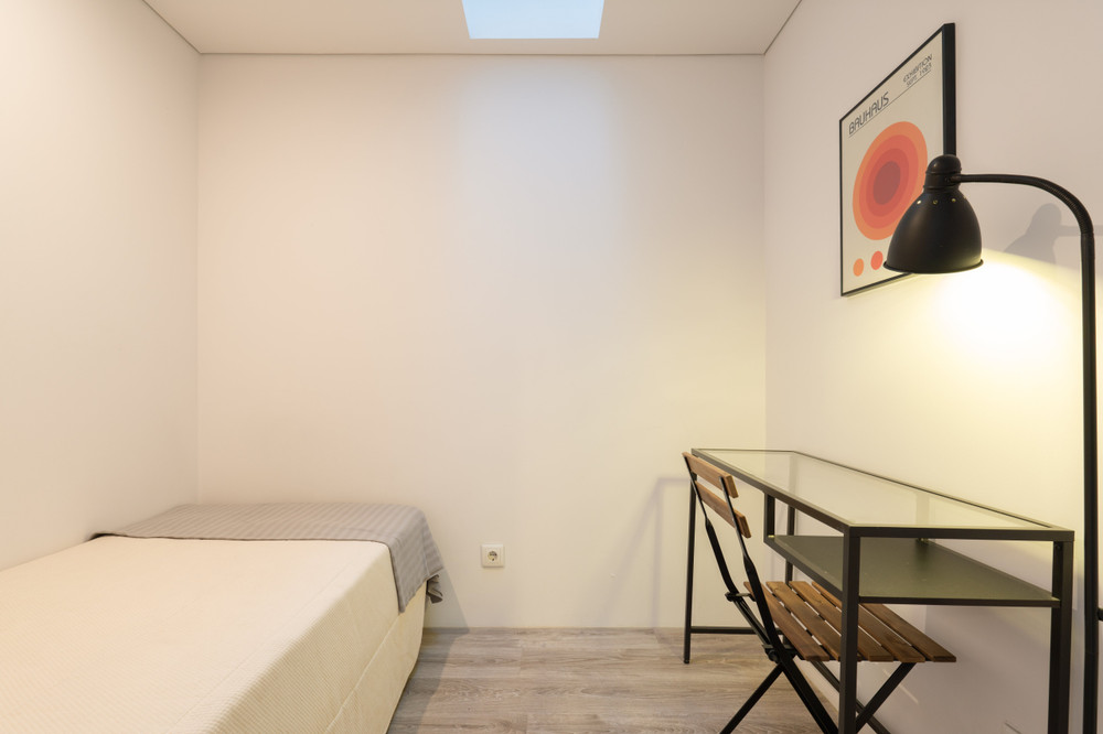 Inviting Single Bedroom (Interior) – Room 3 preview