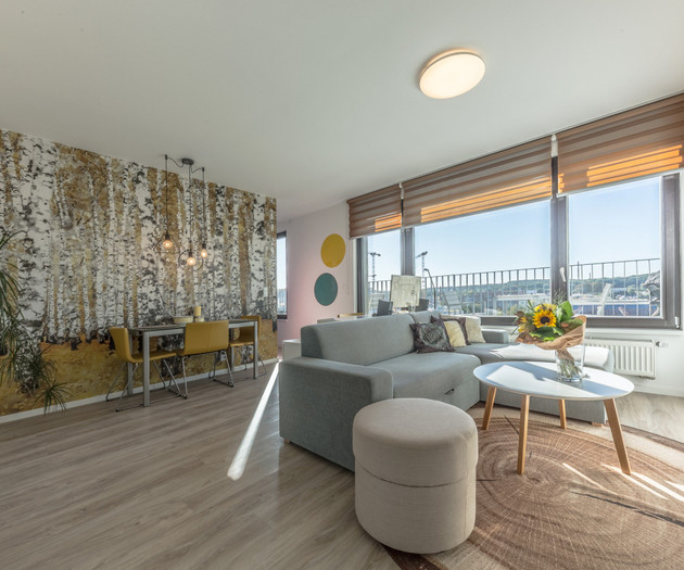 Cozy Apartment with Sunny Terrace & Parking