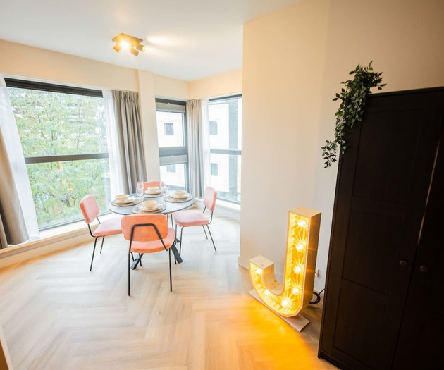 Sleek Cozy Studio KS