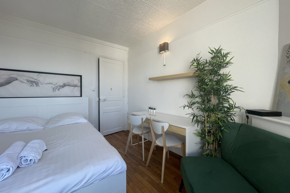 Charming 1 bedroom Levallois/Paris - Civil lease preview