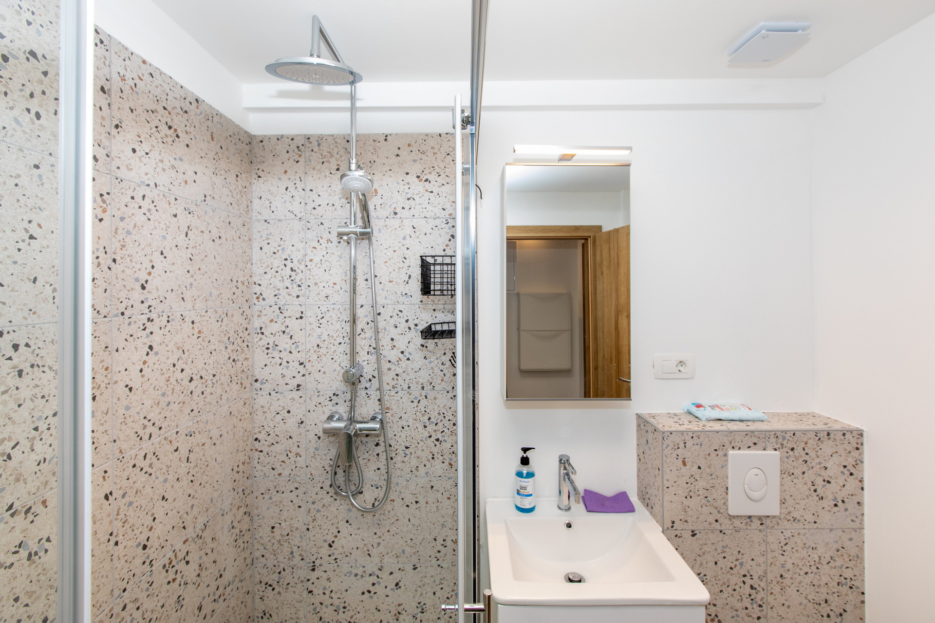 Bathroom shower terrazzo tiles