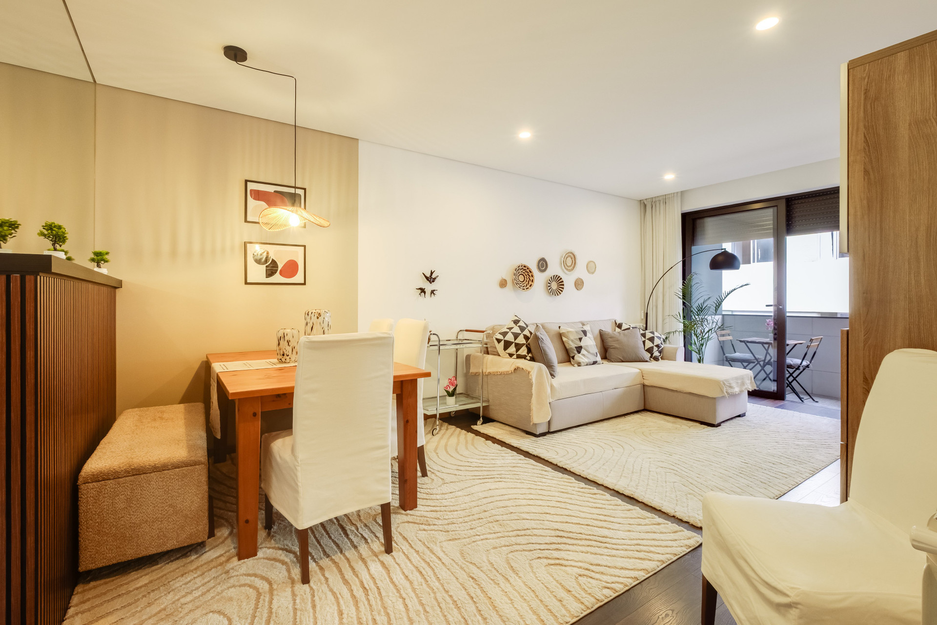 Open plan living and dining area