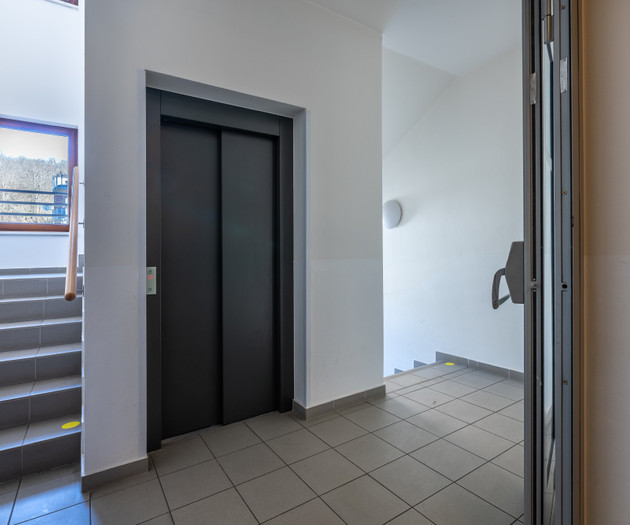 Stylové studio • Privátní terasa • garáž zdarma