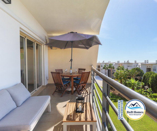 BnB Homes Eco Apartment with terrace and 2 pools