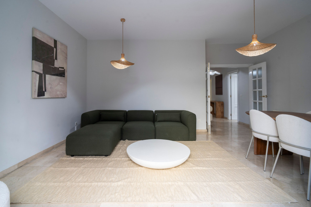 Stylish 2-Bedroom Apartment in El Carmen, Valencia preview