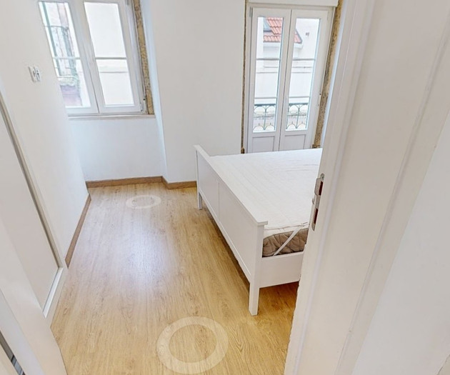 Sunny apartment with a view
