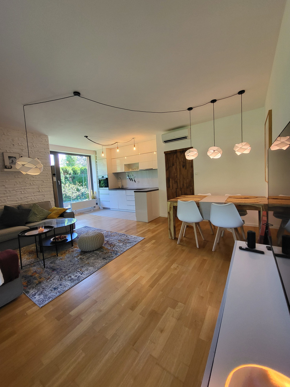 Apartment in Prague 6 with a garden, in a quiet lo preview