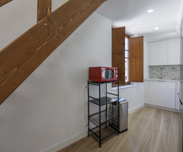 Renovated apartment with terrace and 3 bedroom