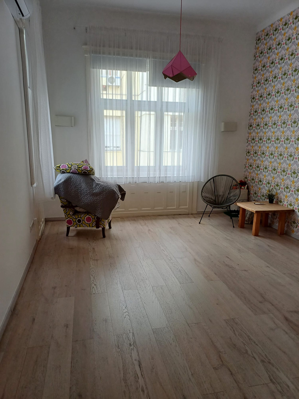 Sunny flat next to Margaret Island preview