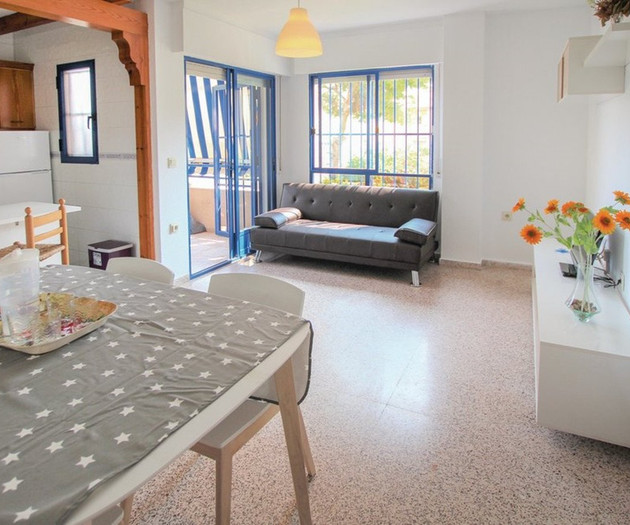 Living room with dining table
