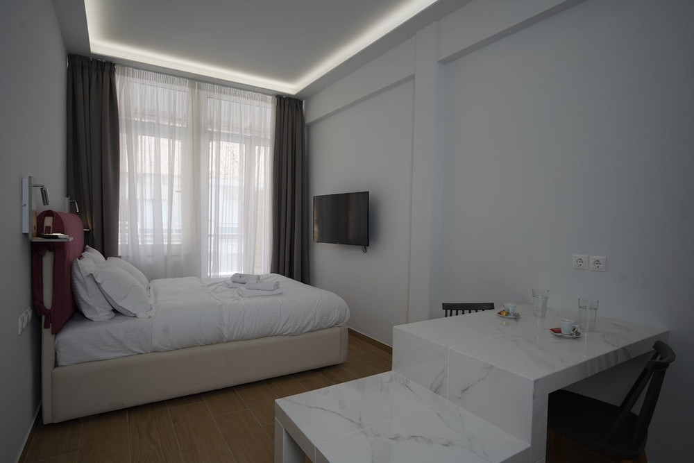 Lavender - Cosy Studio w/balcony in Athens Center preview