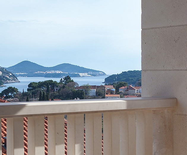 Maar deLuxe magnificent sea view next to Dubrovnik