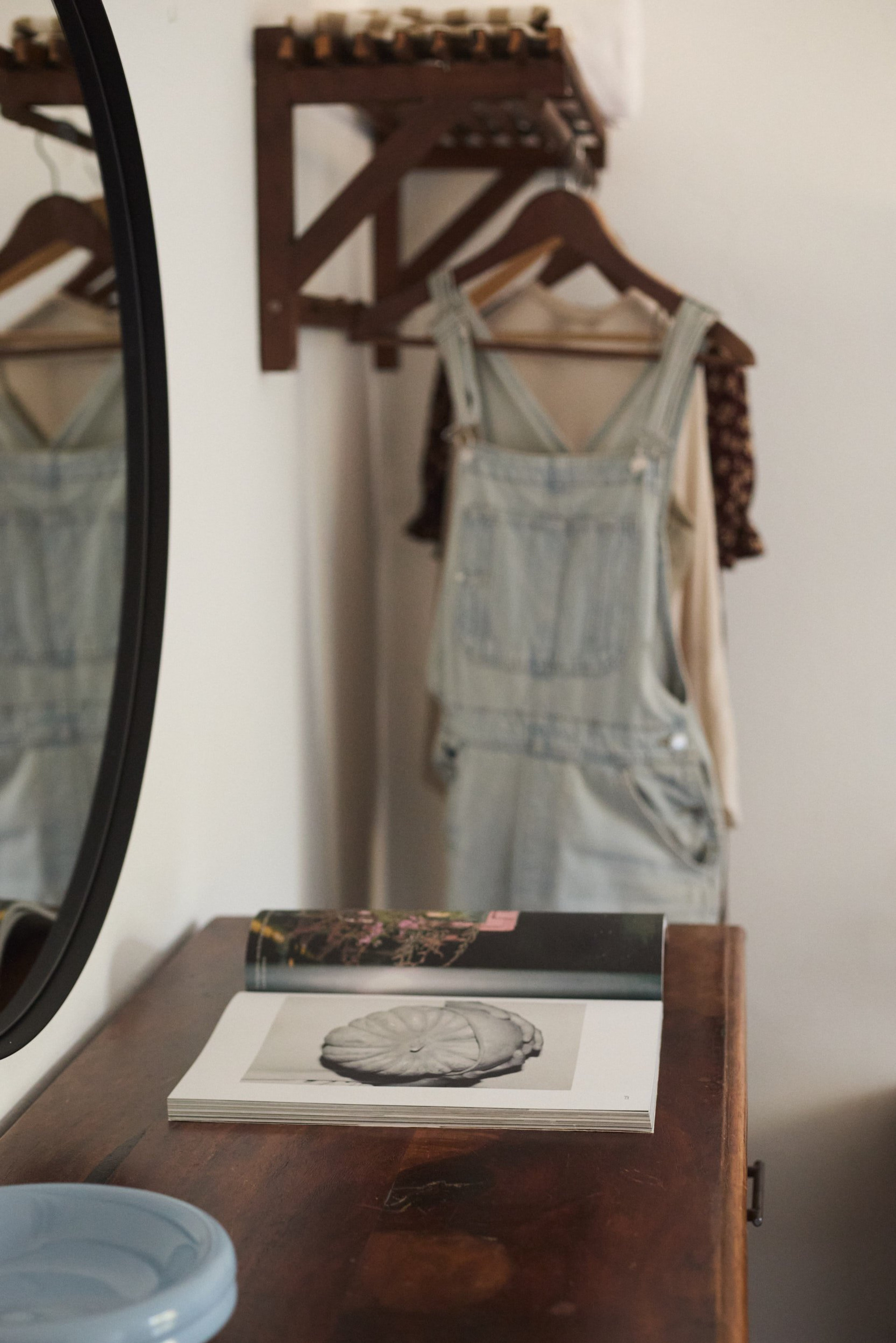 Bedroom dressing area with clothes rack