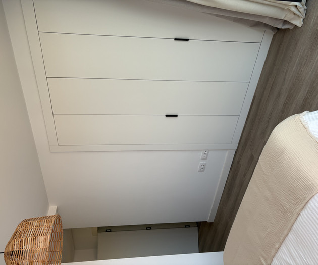 Bedroom dresser drawers