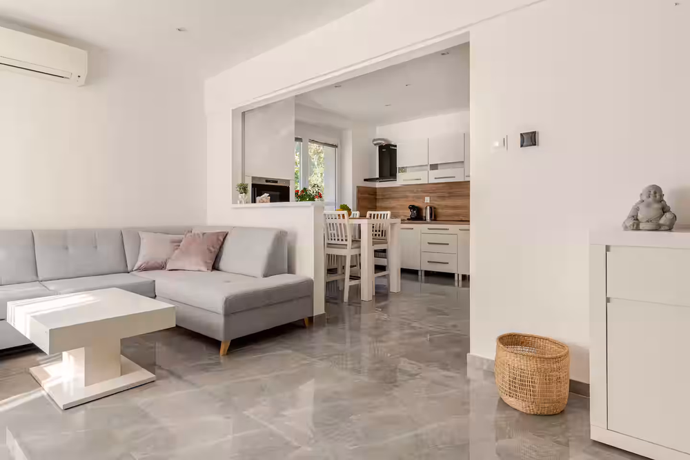 Central Comfort Apartment preview