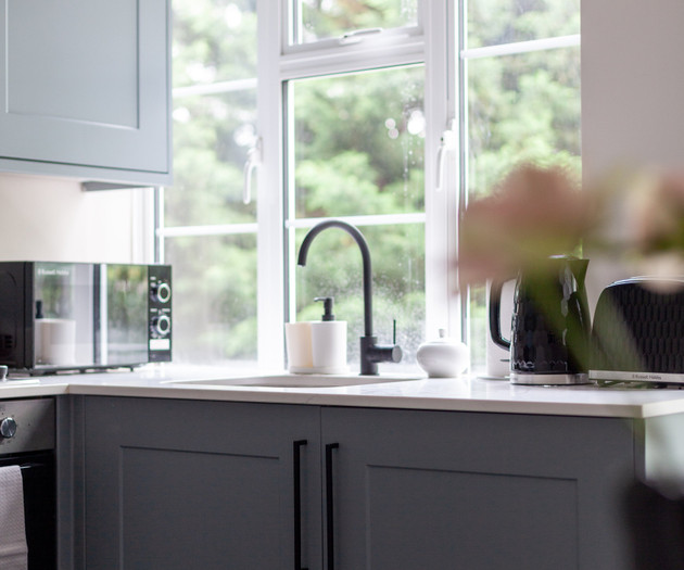 Trendy 2BR 1Bath Flat, 15 Min to Wembley, Sleeps 6