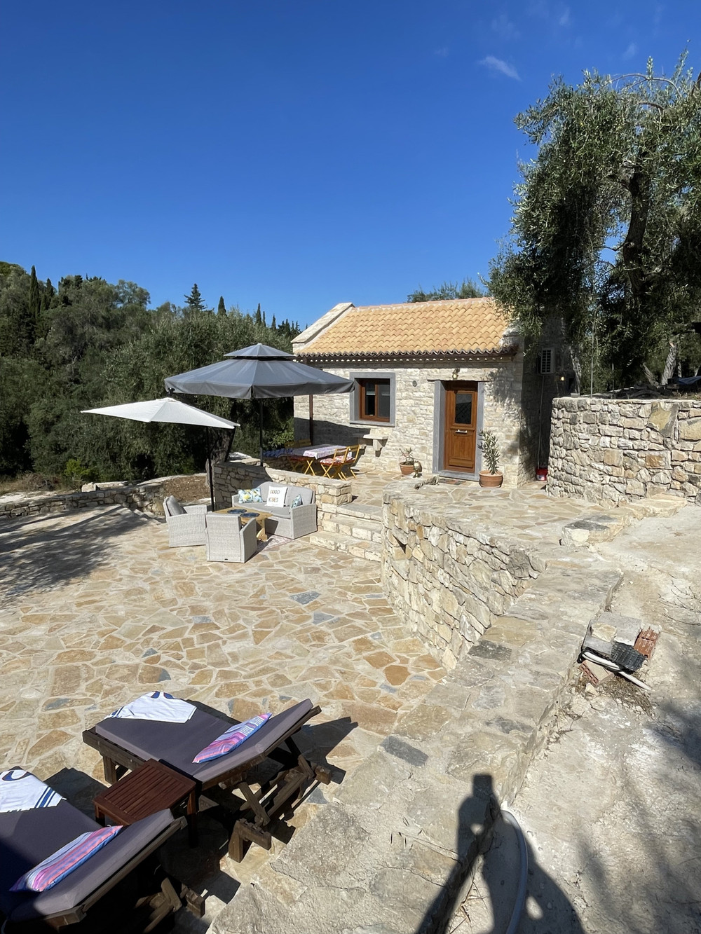 The little house on Paxos preview