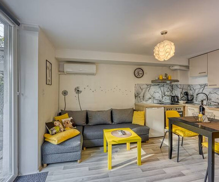 Bumblebee Flat Zagreb - Happy.Rentals