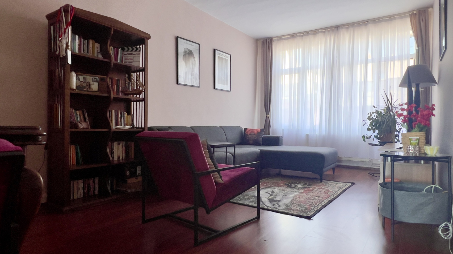 Living room with bookshelf and sofa
