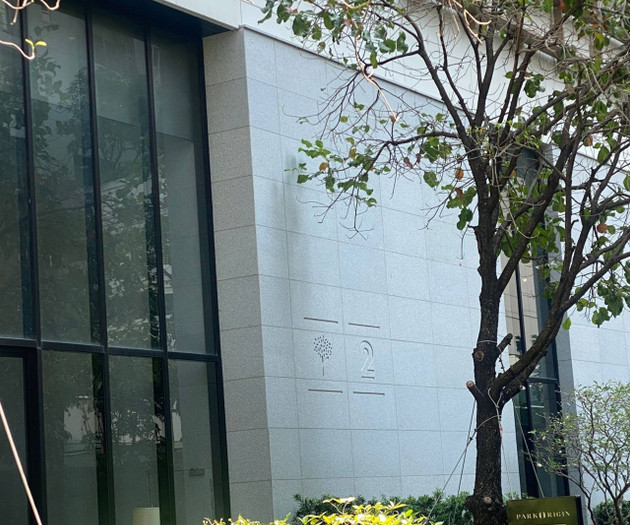 Modern Monthly Studio: Fast WiFi & Great Location