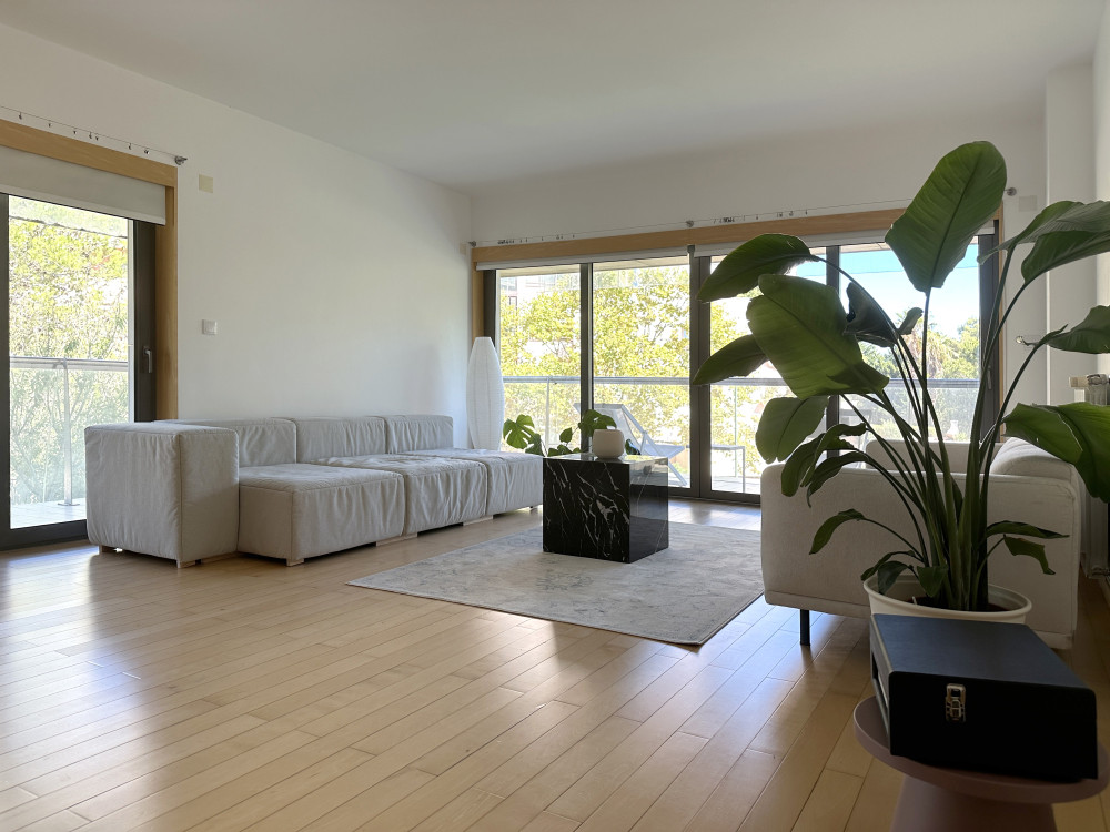 Cascais Lux Apartment 521 letter preview
