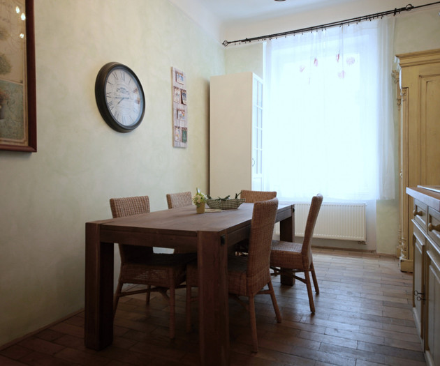 3-bedroom (3+1) - Apartment in Prague 2 district