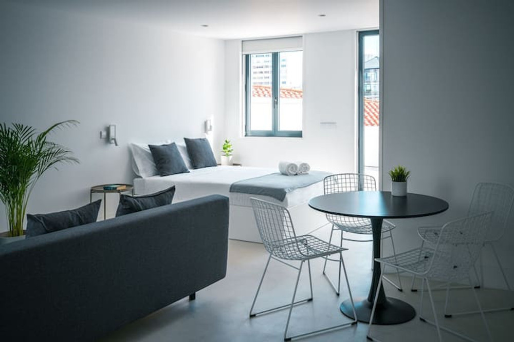 Concierge 106-Apartment with terrace in the center preview
