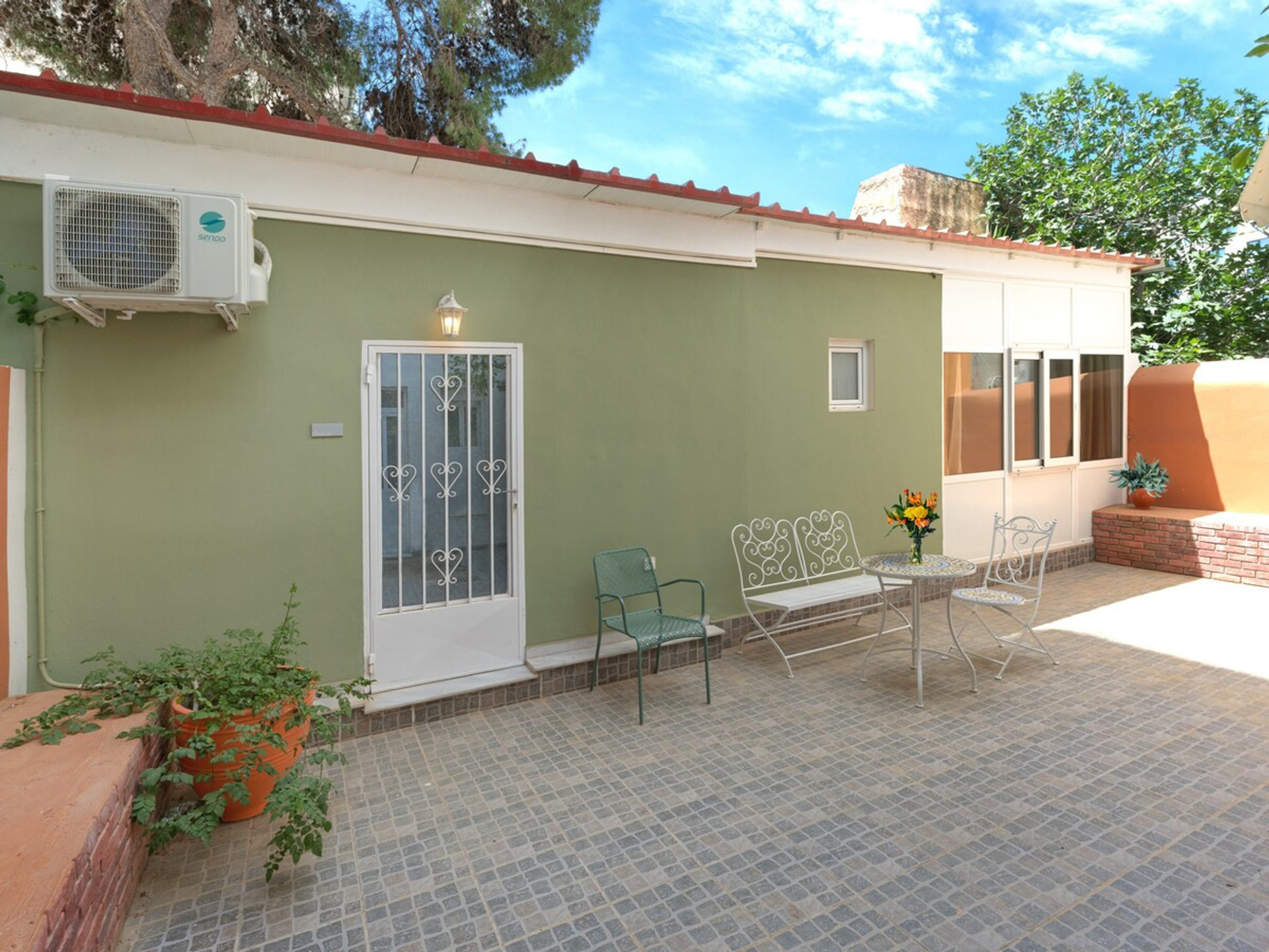 Listing image 5