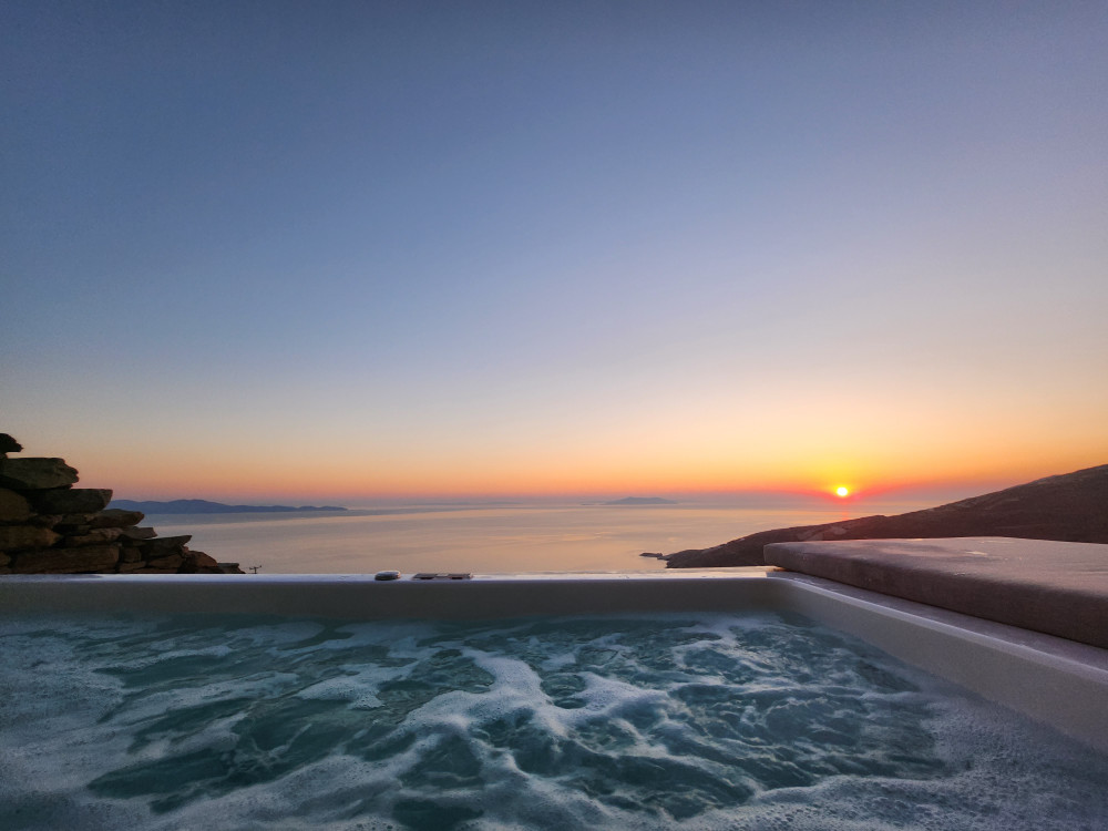 Sunflower Tinos – Luxury Home in Isternia, Tinos preview