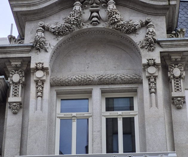 Elegant Retreat in Bijou Palace – Porto