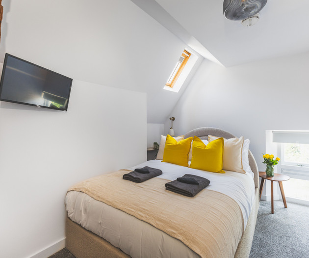 New Spacious 3 bed flat Duplex, Whitechapel