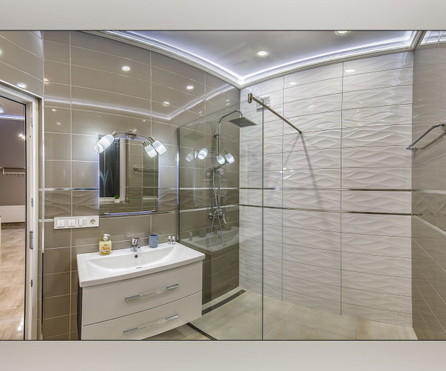 Quiet and beautiful apartment at Oktogon Square