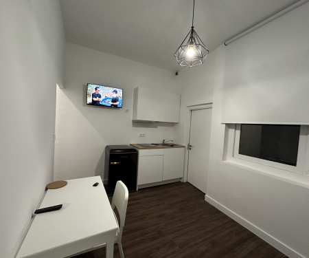 Modern 2 bedroom apartment next to Clérigos