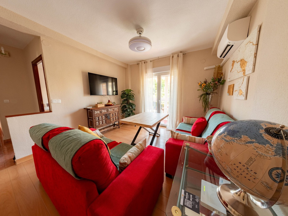 Large apartment near Convention Center by beBalmy preview