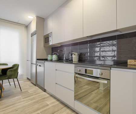 - Cozy 1-Bed and 1-Bath Apartment in Madrid