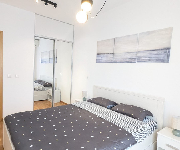 Bright Apartment near Carol Park & Unirii