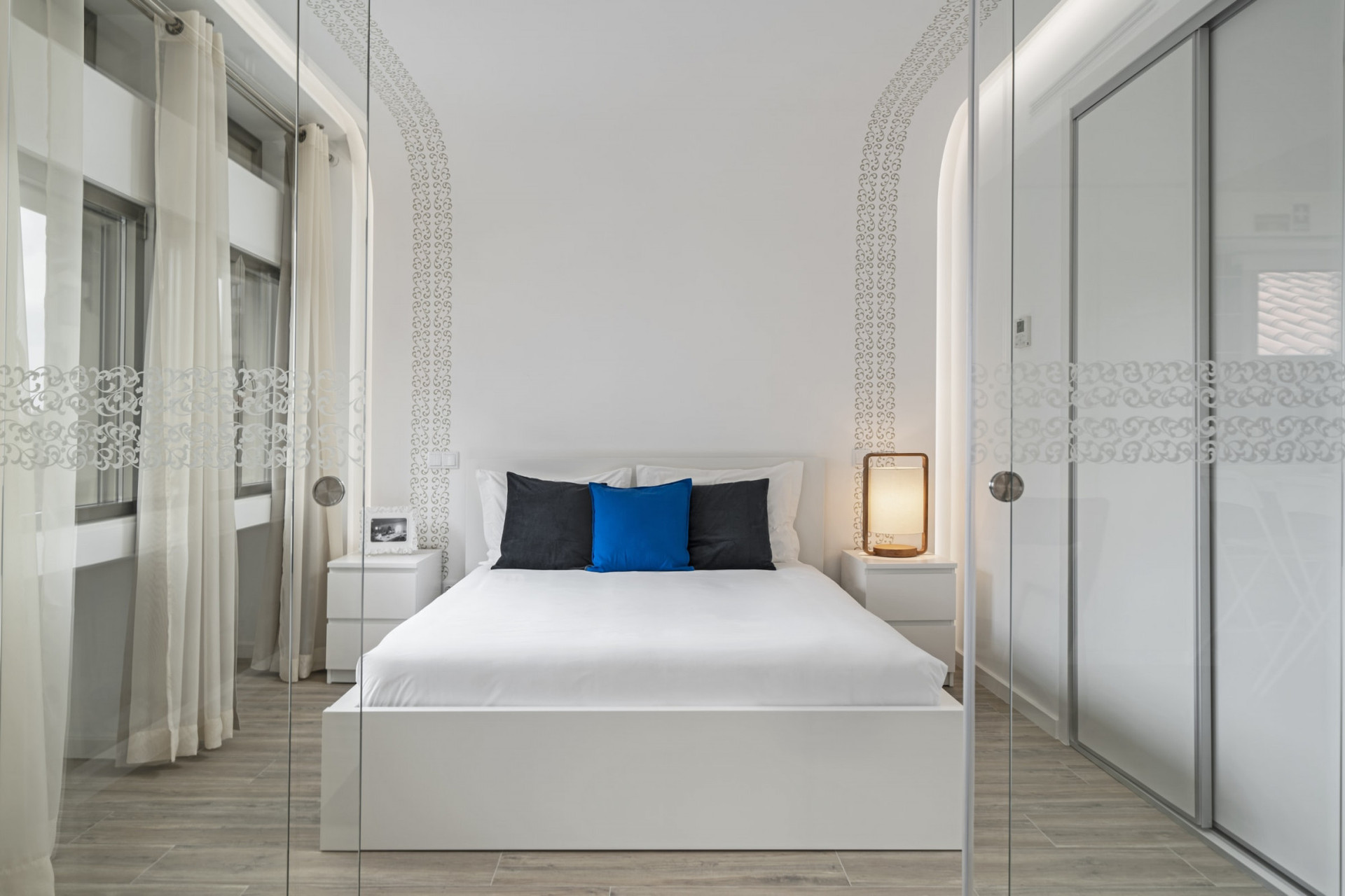 Bedroom with double bed