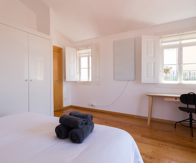 2 Bedroom 2 Bathroom Apartment with River Views