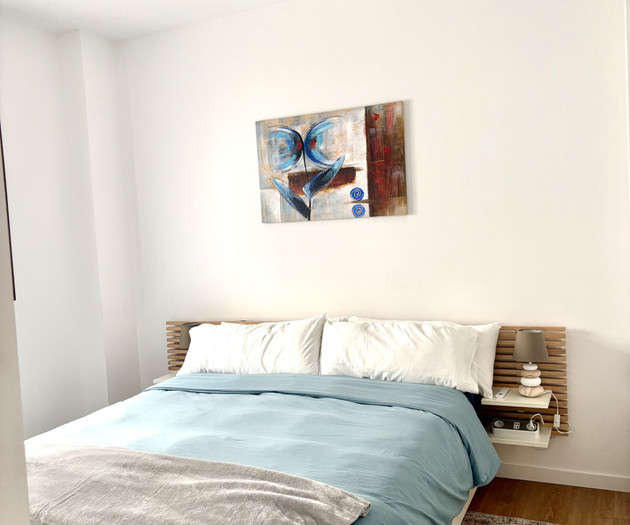 NEW Bright Modern Retreat at Malvarrosa Beach
