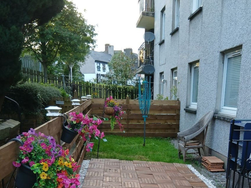 Dumfries 2BR Apartment | Free Parking | Near Rober preview