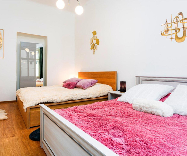 Black Diamond Suite | Spacious 3BR Central Prague