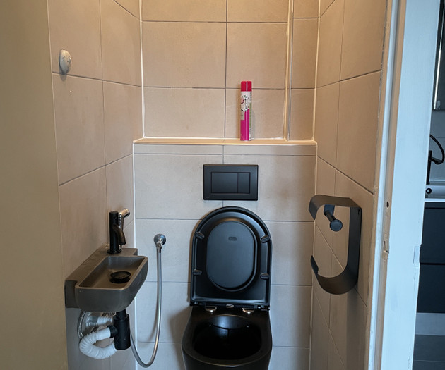 🏡 Furnished Room in a Modern & Quiet Apartment –