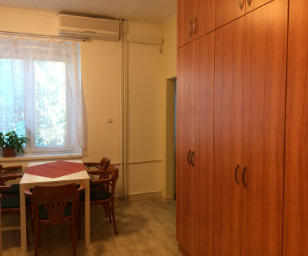 Spacious flat 1 + 1 in RD Prague 4