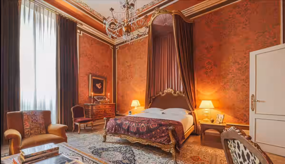 Palazzo Angelica – 3BR Luxury Apt. in Lungarno preview