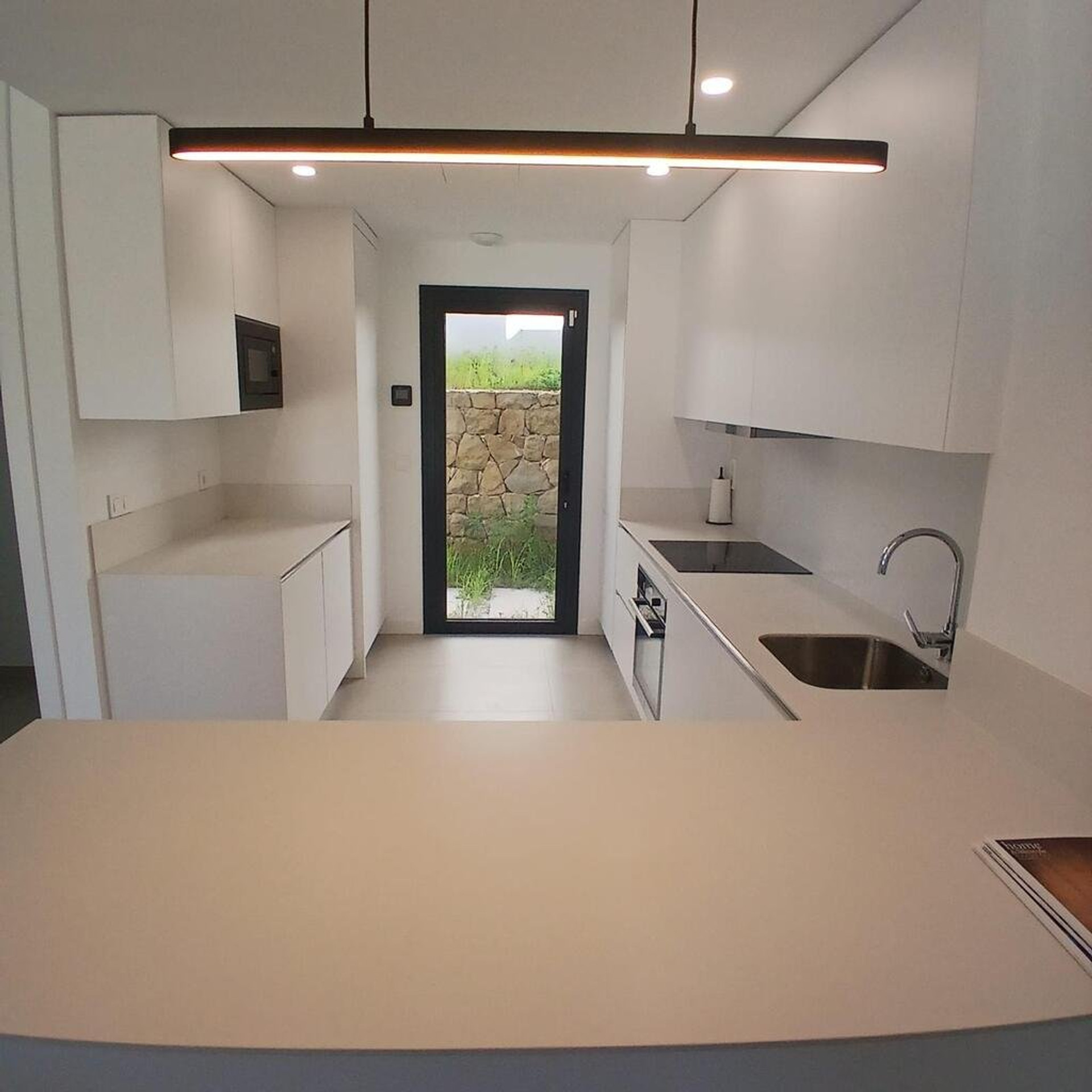 Modern kitchen with breakfast bar
